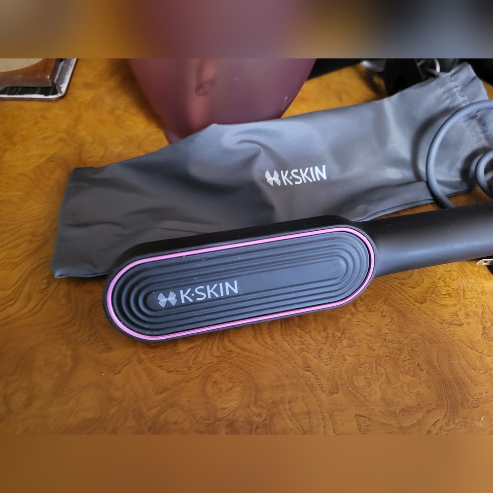 Preowned kskin hot comb hair straightener